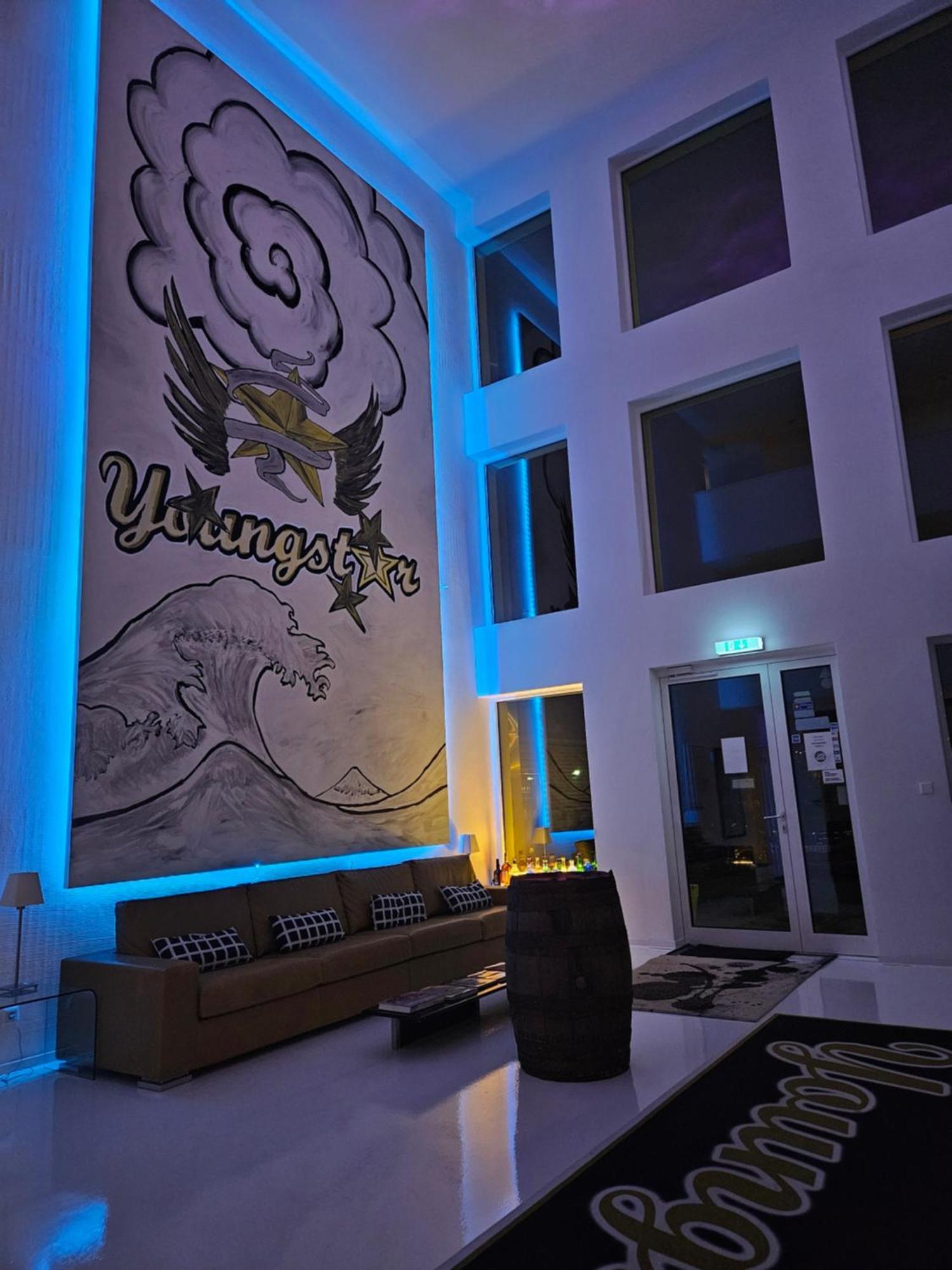 Designhotel Youngstar Schonau  Exterior photo